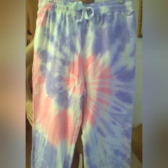 BNWT TIE DYED JOGGERS BY HE AND THREAD SZ .LG PINK, PURPLE , WHITE  DRAWSTRING - Picture 3 of 5